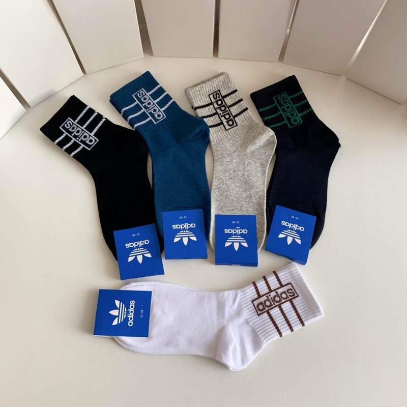 Adidas socks 28